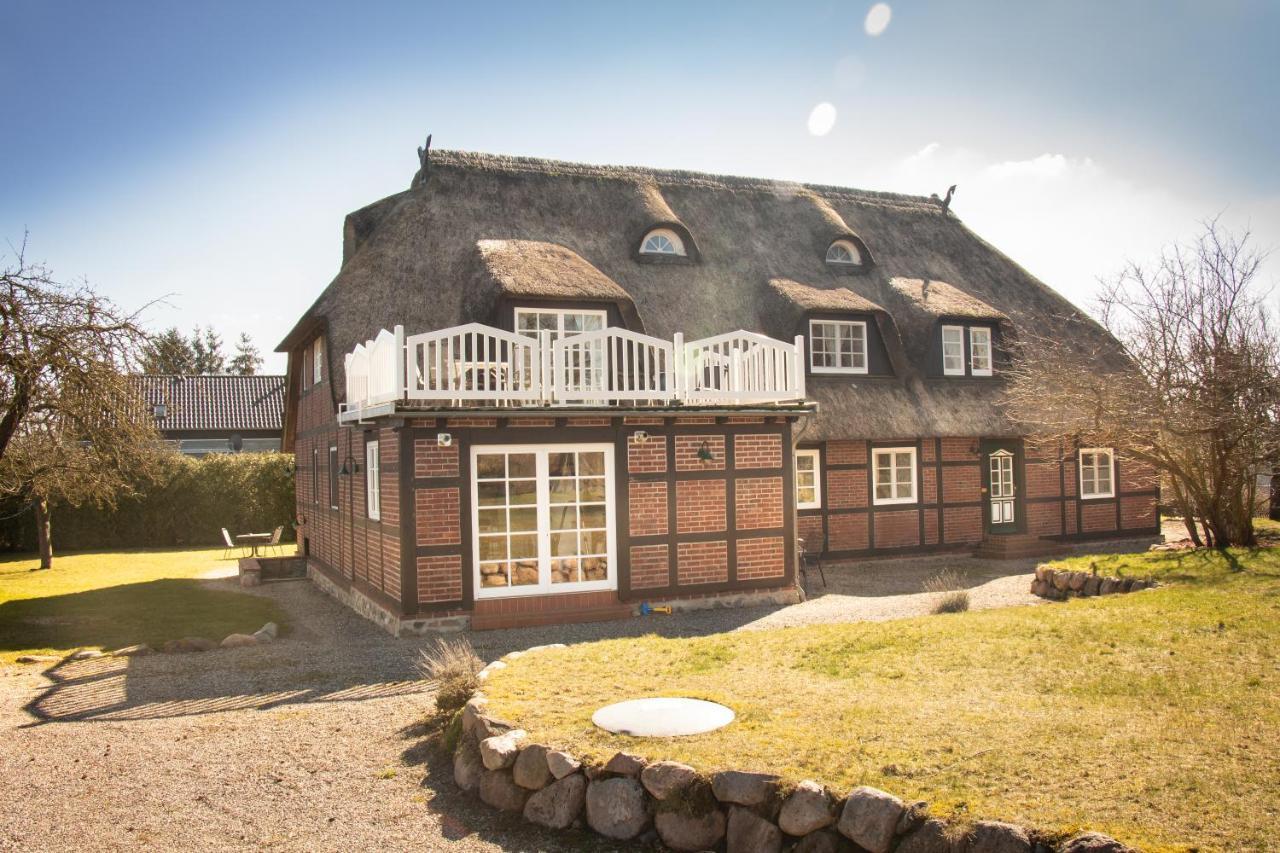 Reet Und Meer Beckerwitz Hohenkirchen  Exterior photo