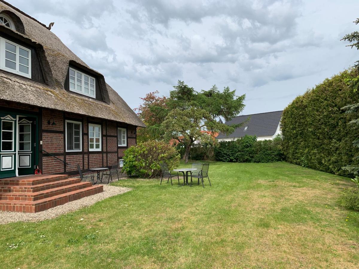 Reet Und Meer Beckerwitz Hohenkirchen  Exterior photo